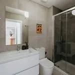 Orange House - Beautiful Two-bedroom 1d Lissabon