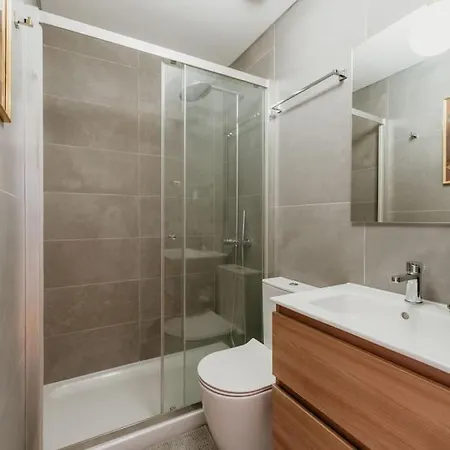 Lejlighed Orange House - Beautiful Two-bedroom 1d *